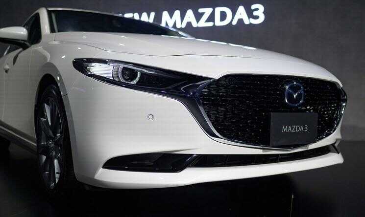 Giá xe Mazda 3 2021 và đánh giá chi tiết.