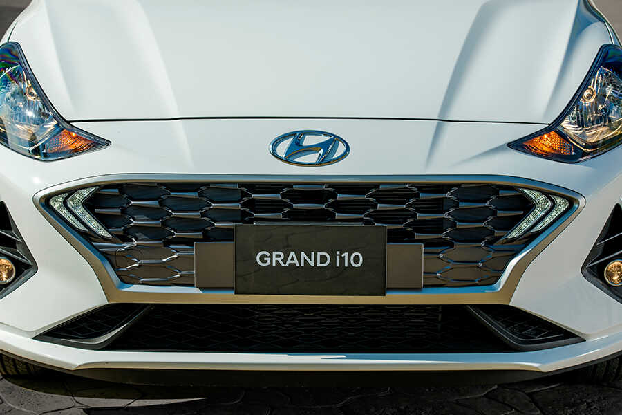 Ngoại thất Hyundai Grand i10 Sedan 2021.