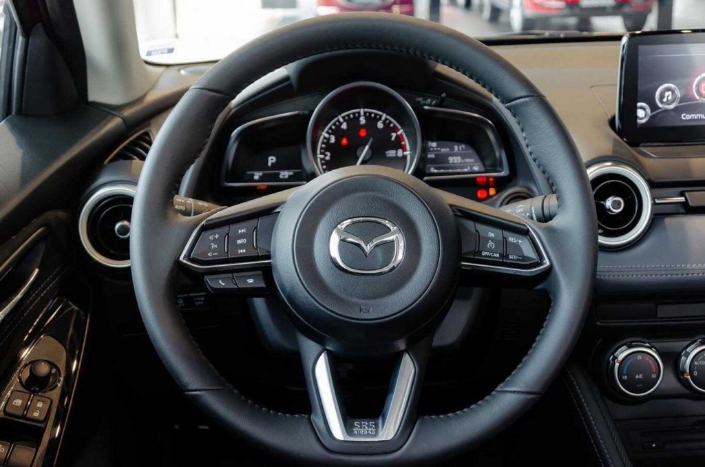 Giá xe Mazda 2 Sedan 2021 kèm thông số kỹ thuật.