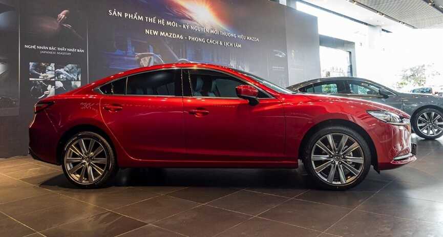 Giá xe Mazda 6 2022 kèm thông số kỹ thuật.