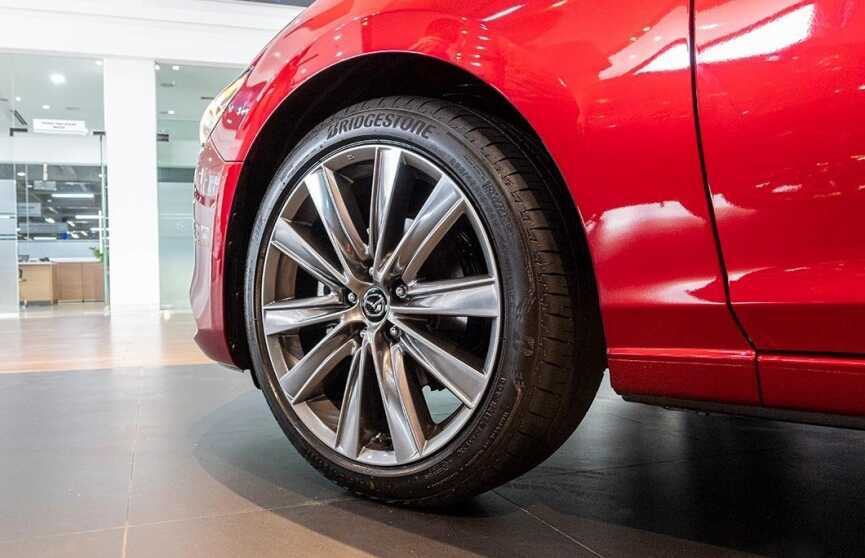 Giá xe Mazda 6 2022 kèm thông số kỹ thuật.