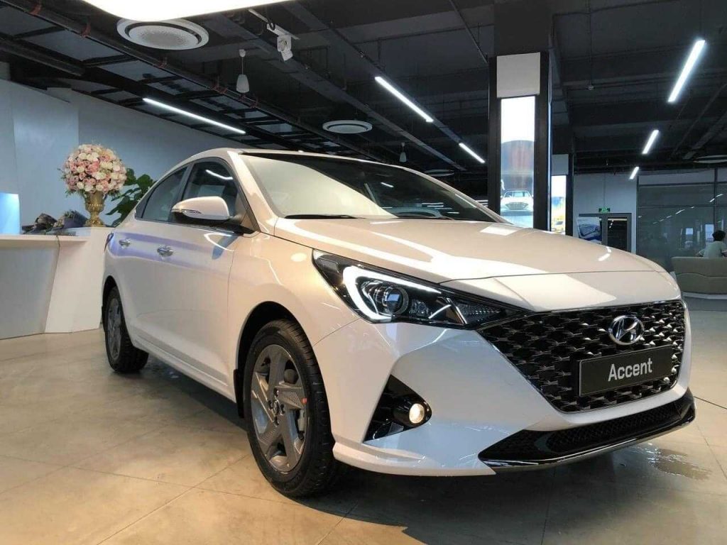 Chi tiết Hyundai Accent kèm giá bán và thông số kỹ thuật.