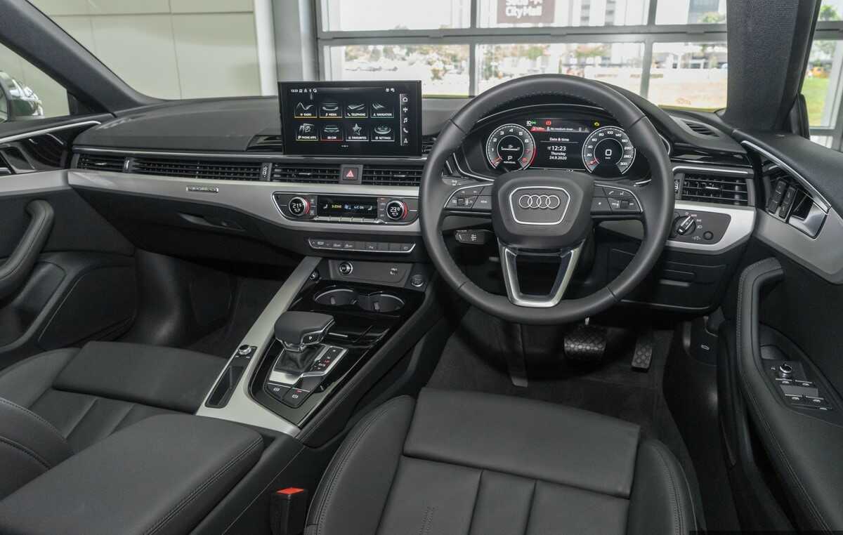 Giá xe Audi A5 Sportback 2022 mới ra mắt.