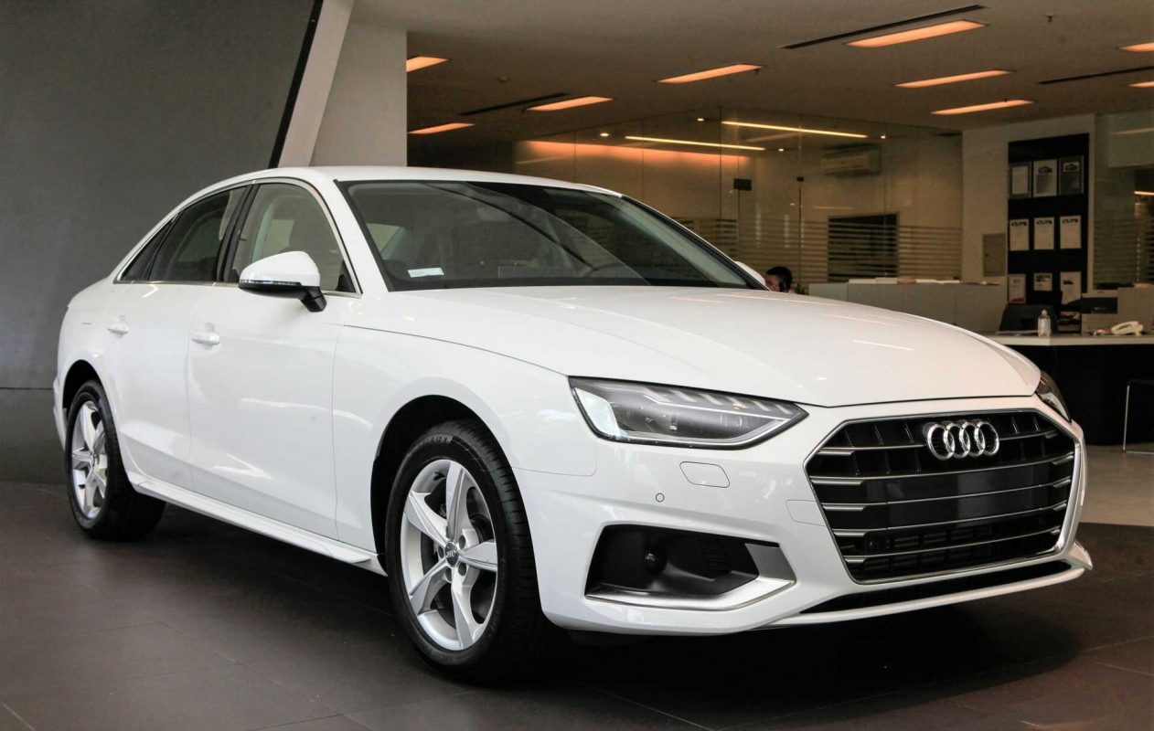 Giá xe Audi A4 mới nhất năm 2022 kèm thông số kỹ thuật.
