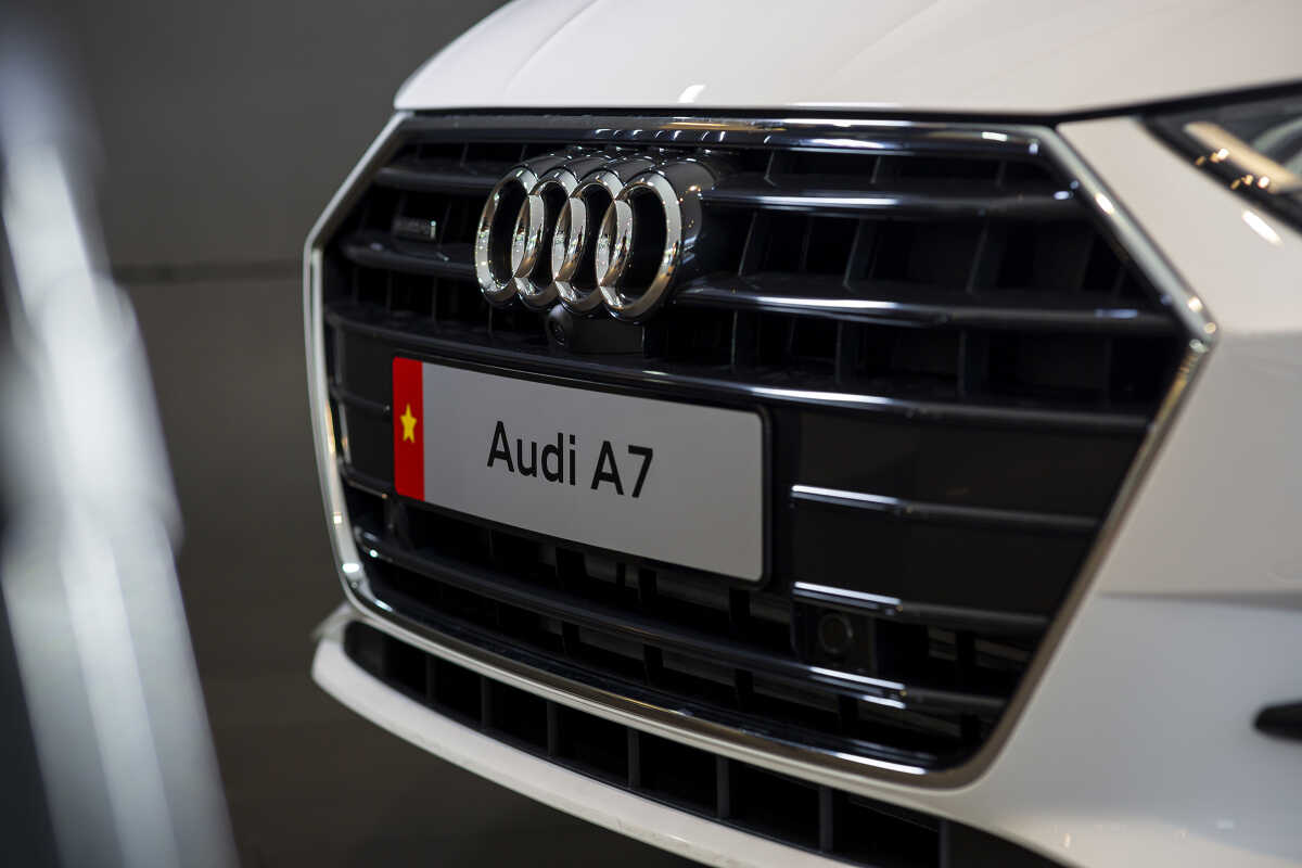 Giá xe Audi A7 mới nhất năm 2022 kèm đánh giá chi tiết.