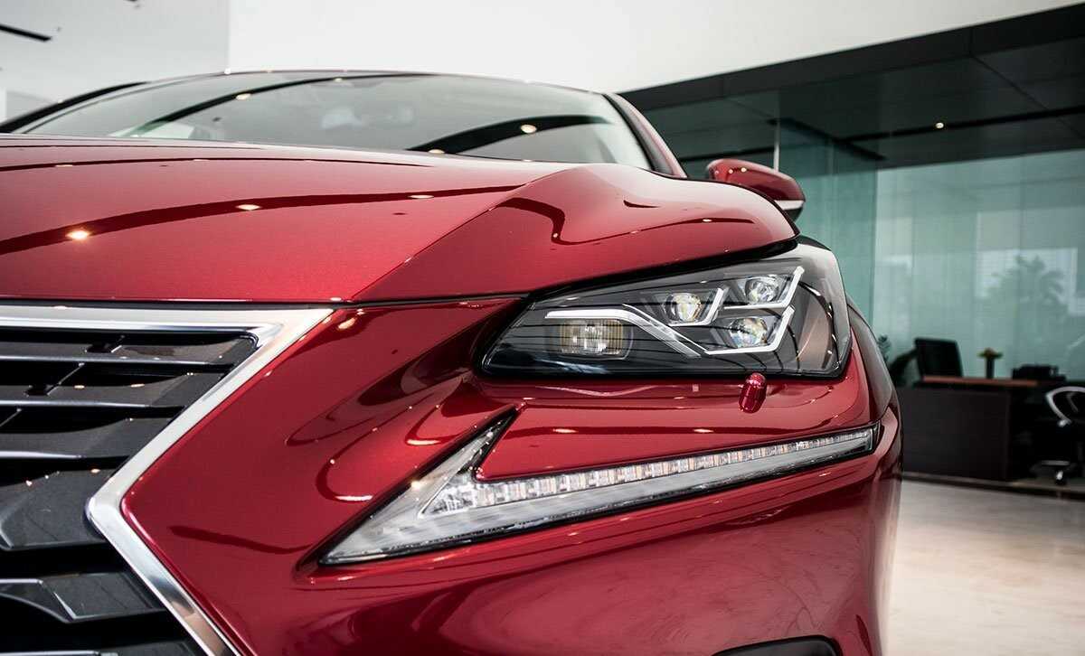 Giá xe Lexus NX300 2022 kèm thông số kỹ thuật.