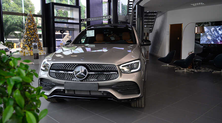 Giá xe Mercedes Benz GLC300 2022 mới nhất.