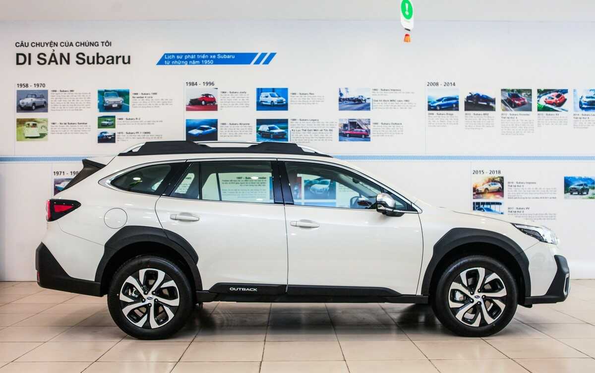 Giá xe Subaru Outback 2022 kèm đánh giá chi tiết.
