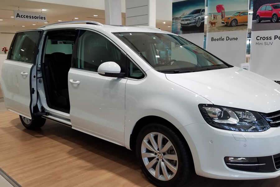 Giá xe Volkswagen Sharan mới nhất năm 2022.