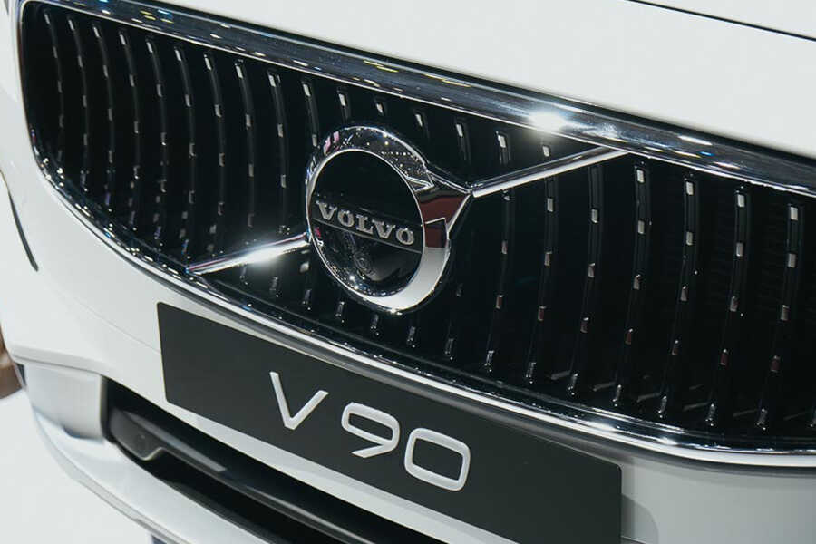 Giá xe Volvo V90 mới nhất năm 2022.