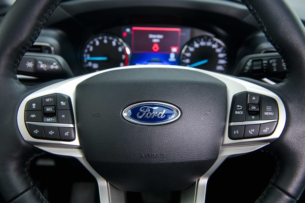 Đánh giá Ford Explorer 2022 kèm giá bán mới nhất.